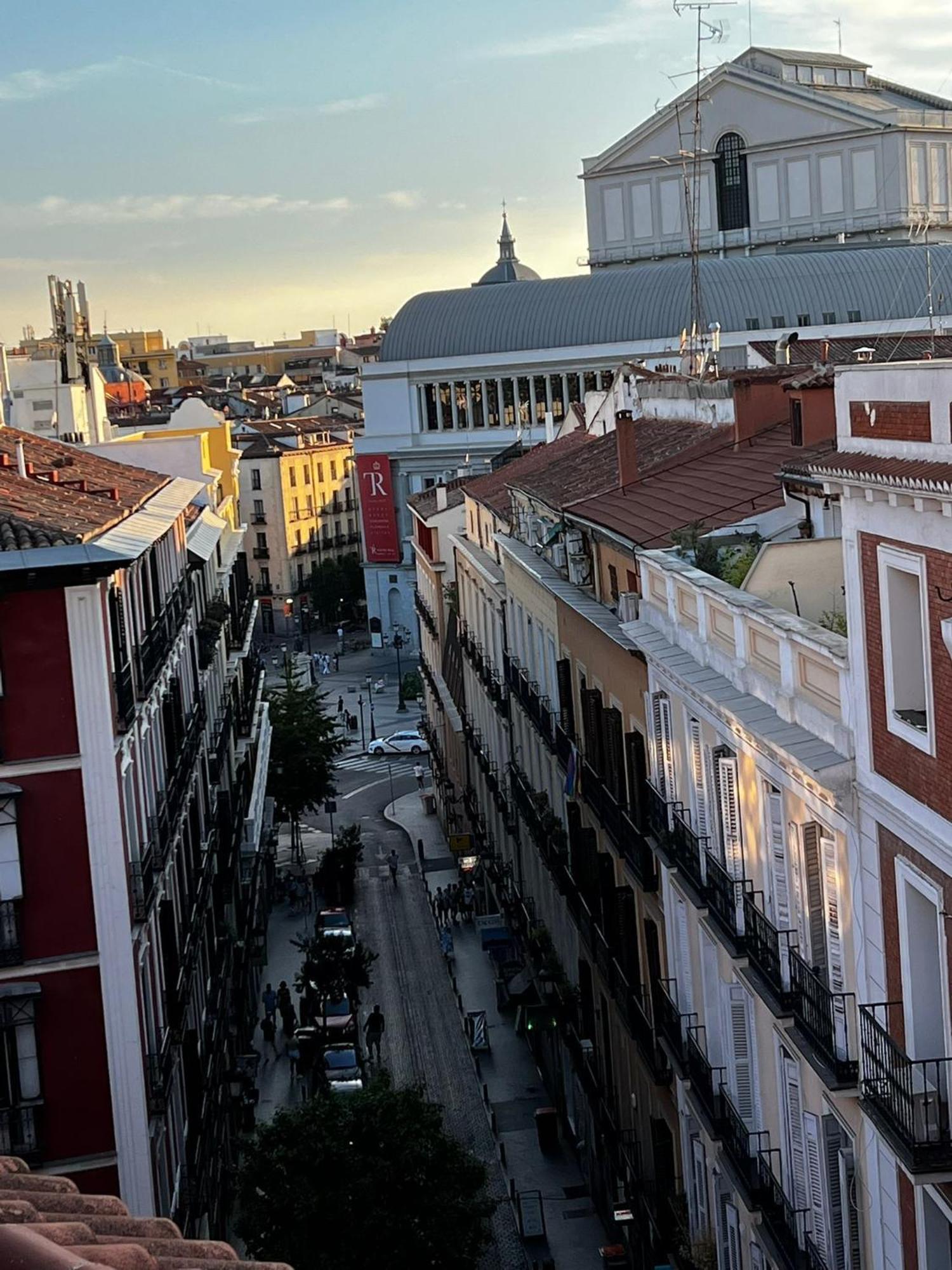Inhome Madrid Buitenkant foto
